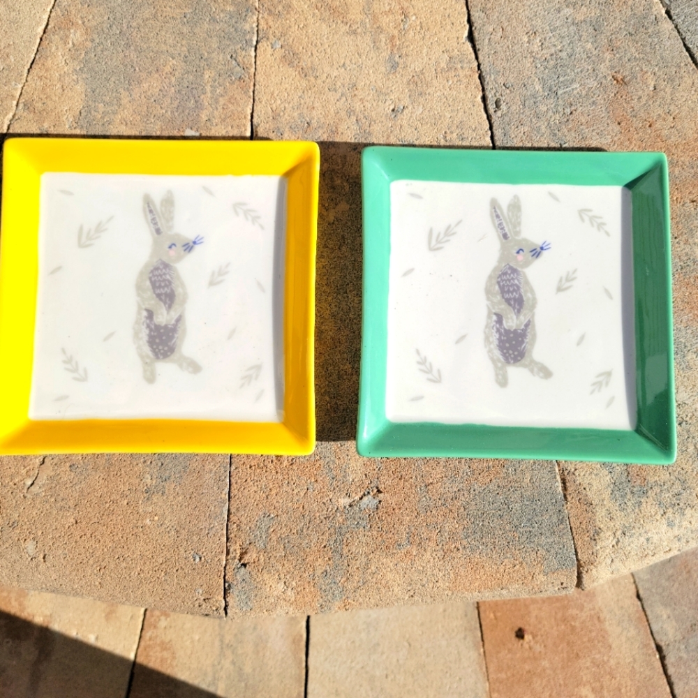 Grace bunny plates